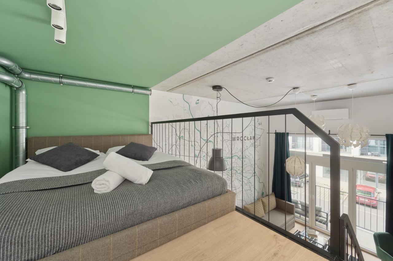 Mezzanine Studio Apartments Zarembowicza Wroclaw Airport By Renters Exterior photo